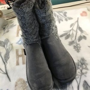 MUK LUKS boots size 7
